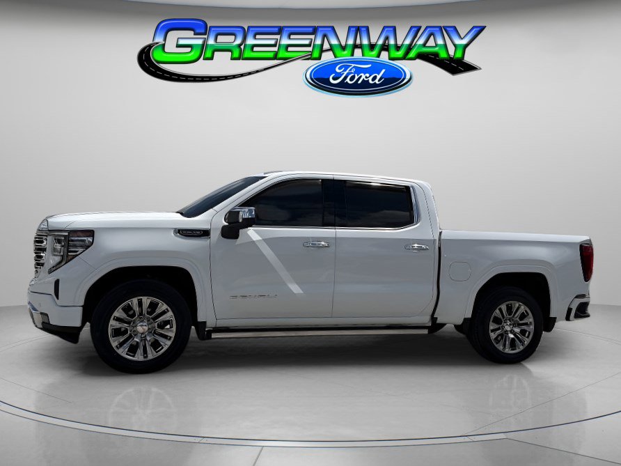 Used 2022 GMC Sierra 1500 Denali AWD/4WD image 1
