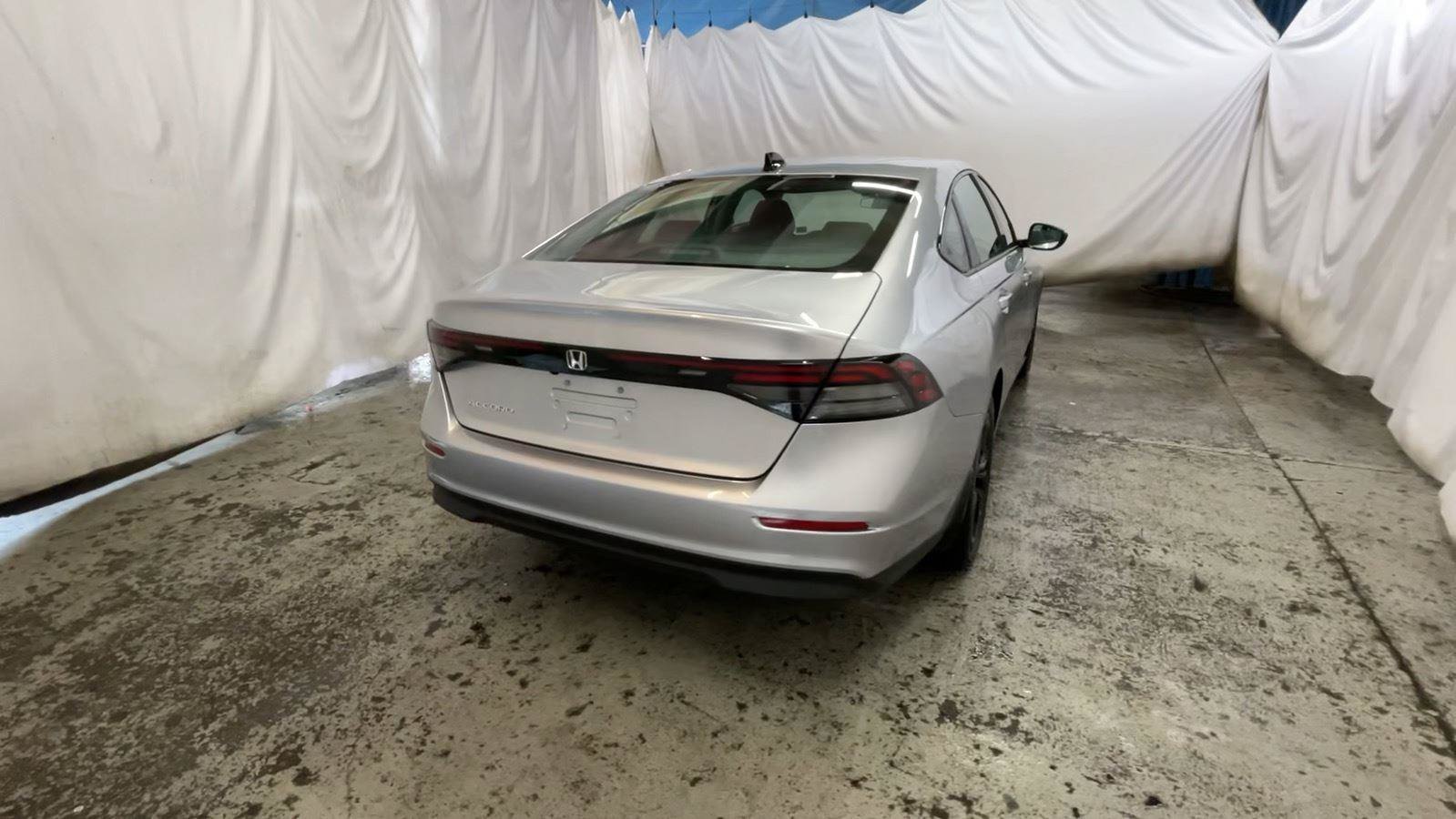 Certified 2025 Honda Accord SE image 6
