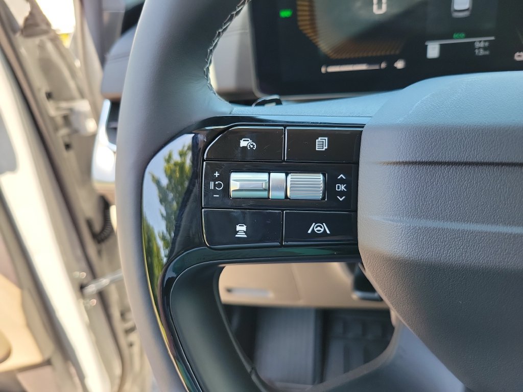 New 2027 Kia Carnival LXS FWD image 24