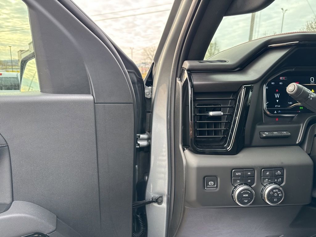 New 2025 GMC Sierra 1500 AT4 w/ AT4 Premium Package image 15