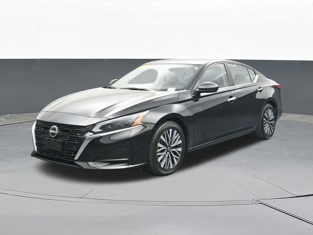 Used 2024 Nissan Altima 2.5 SV image 4