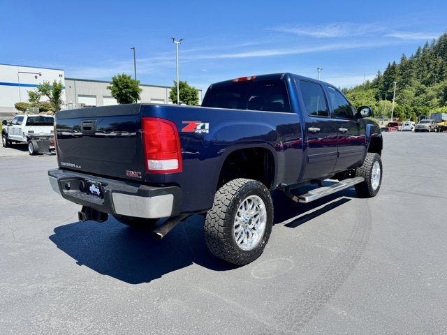 Used 2012 GMC Sierra 2500 SLE w/ SLE Preferred Package AWD/4WD image 4