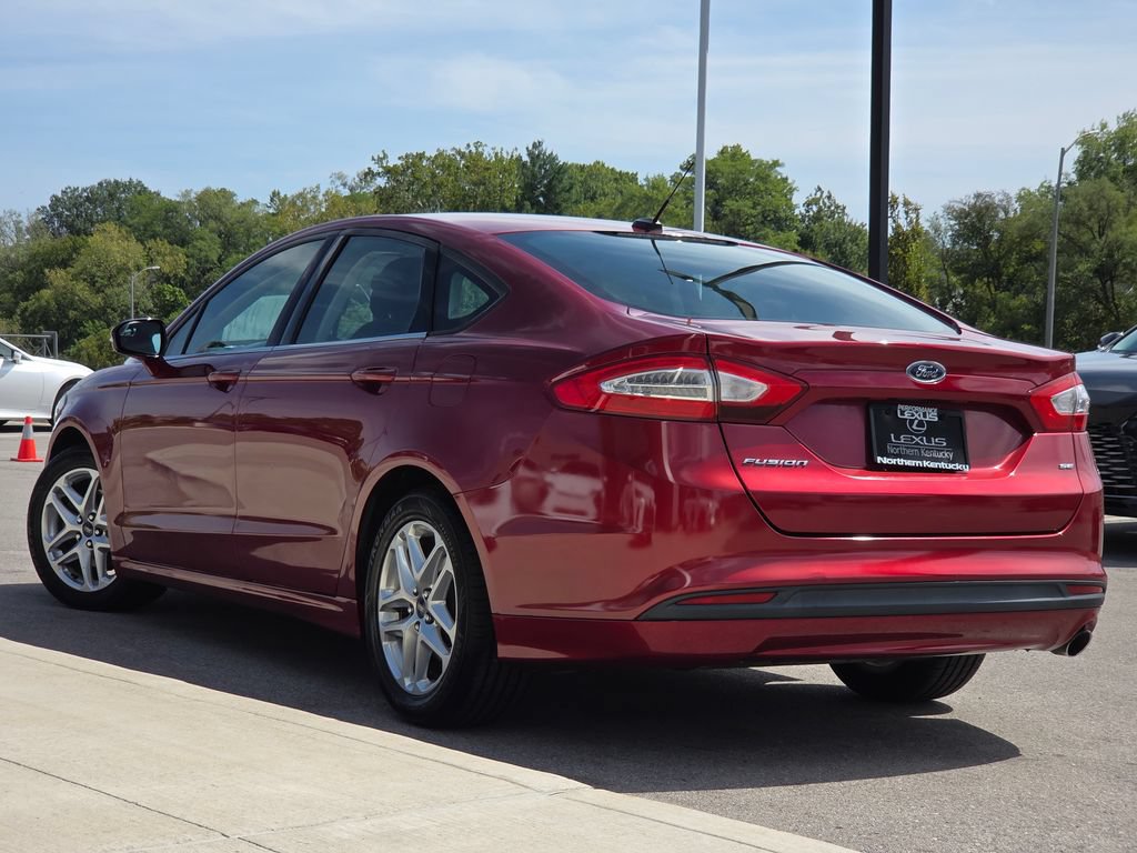 Used 2013 Ford Fusion SE FWD image 19