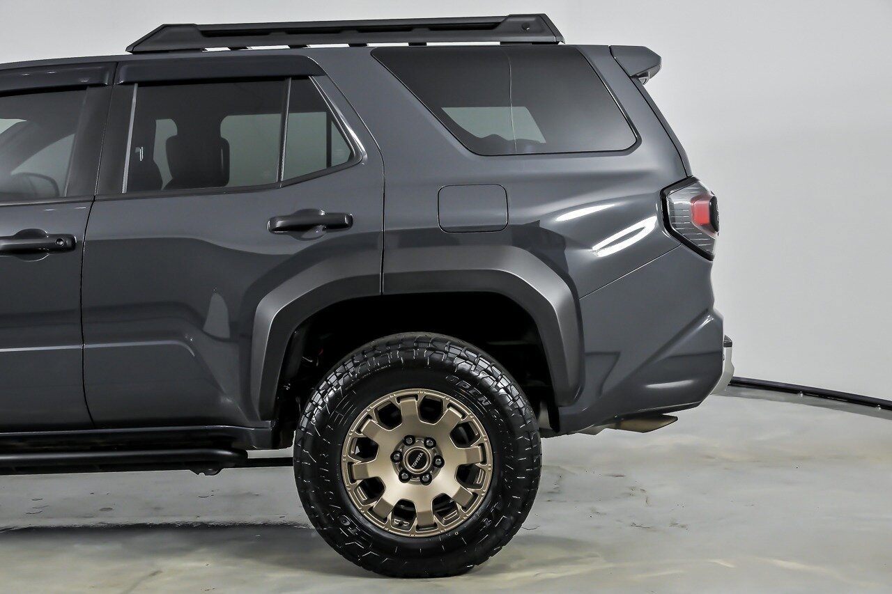 Used 2025 Toyota 4Runner Trailhunter image 9