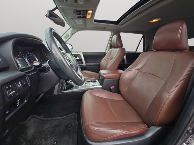 Used 2015 Toyota 4Runner Limited AWD/4WD image 10