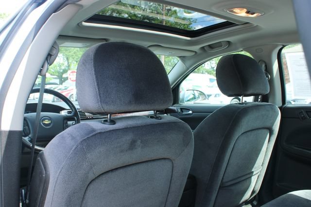 Used 2013 Chevrolet Impala LT w/ LT Sunroof Package FWD image 26
