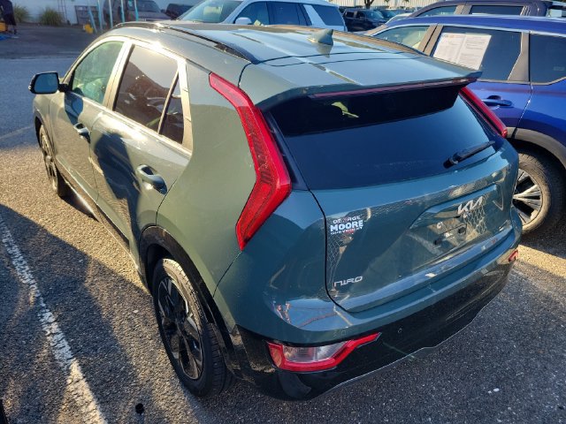 Used 2024 Kia Niro Wind w/ Wind Preserve Package FWD image 4