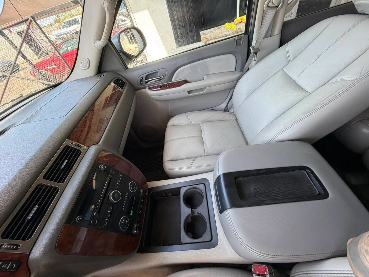 Used 2007 Chevrolet Avalanche LTZ w/ LTZ Preferred Equipment Group image 7