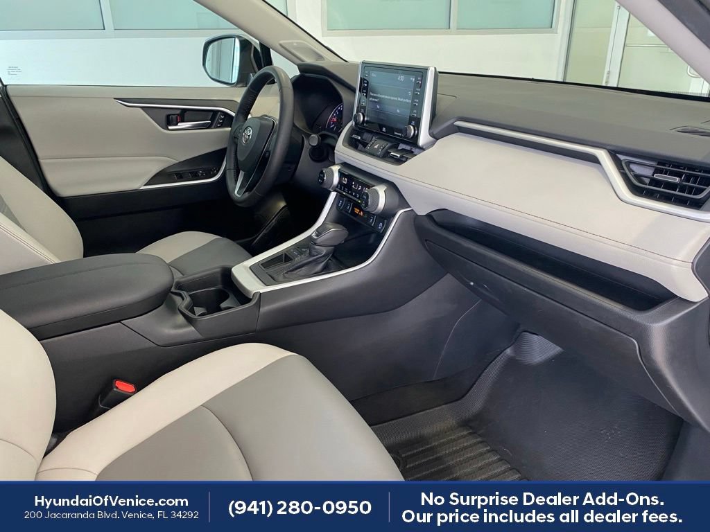 Used 2021 Toyota RAV4 XLE Premium FWD image 22