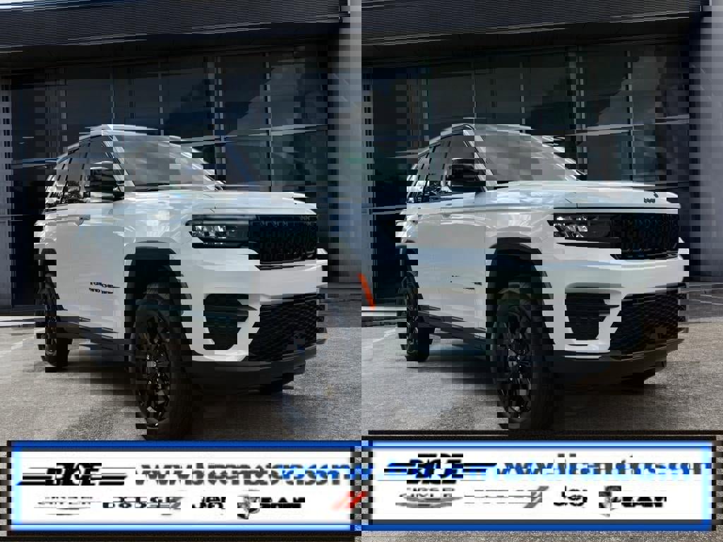 New 2025 Jeep Grand Cherokee Altitude image 1