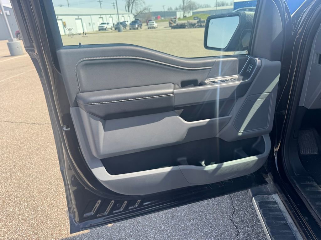 Used 2025 Ford F150 XLT w/ Equipment Group 301A Standard image 13