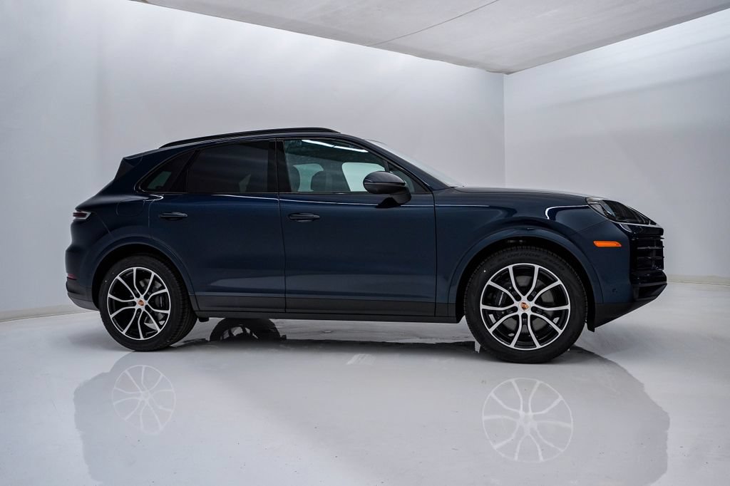 New 2026 Porsche Cayenne AWD/4WD image 9