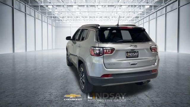 Used 2022 Jeep Compass Limited w/ Sun and Sound Group image 8