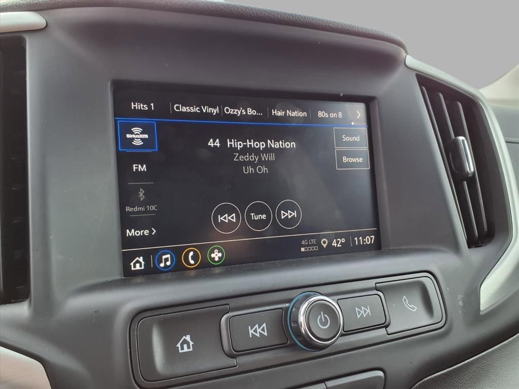 Used 2024 GMC Terrain SLE image 5