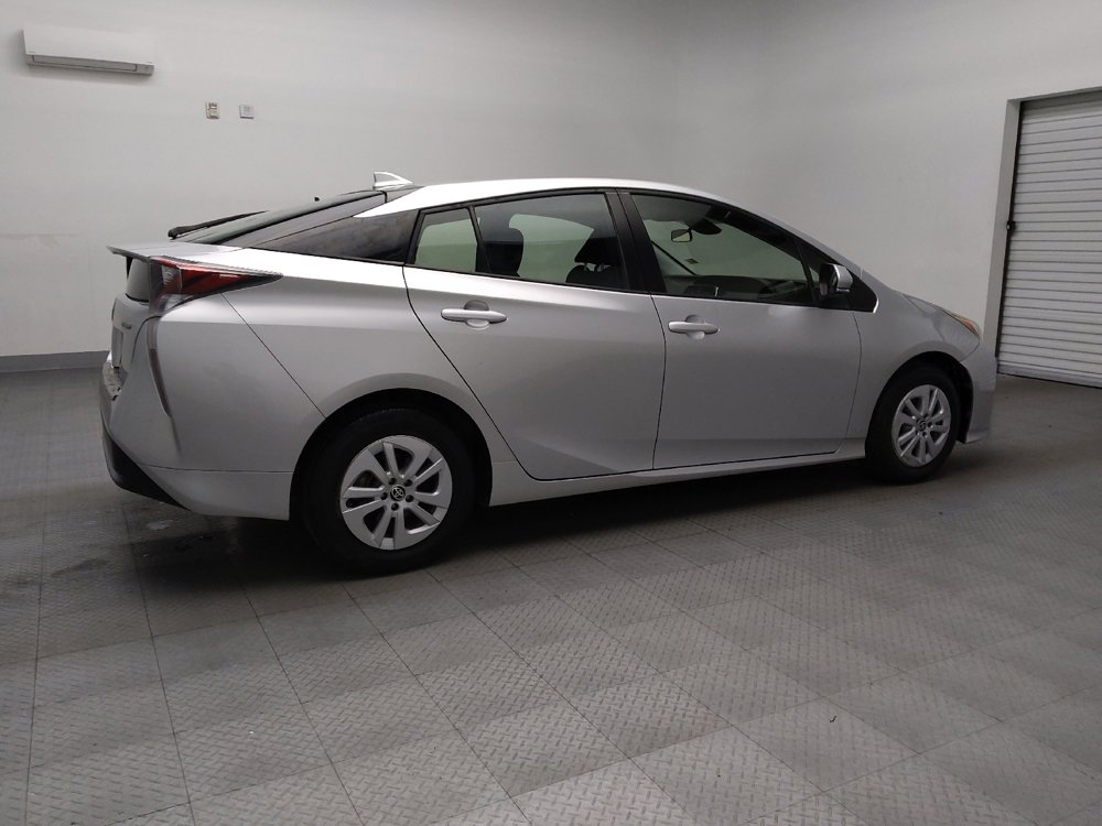Used 2017 Toyota Prius Two w/ Carpet Mat Package image 10