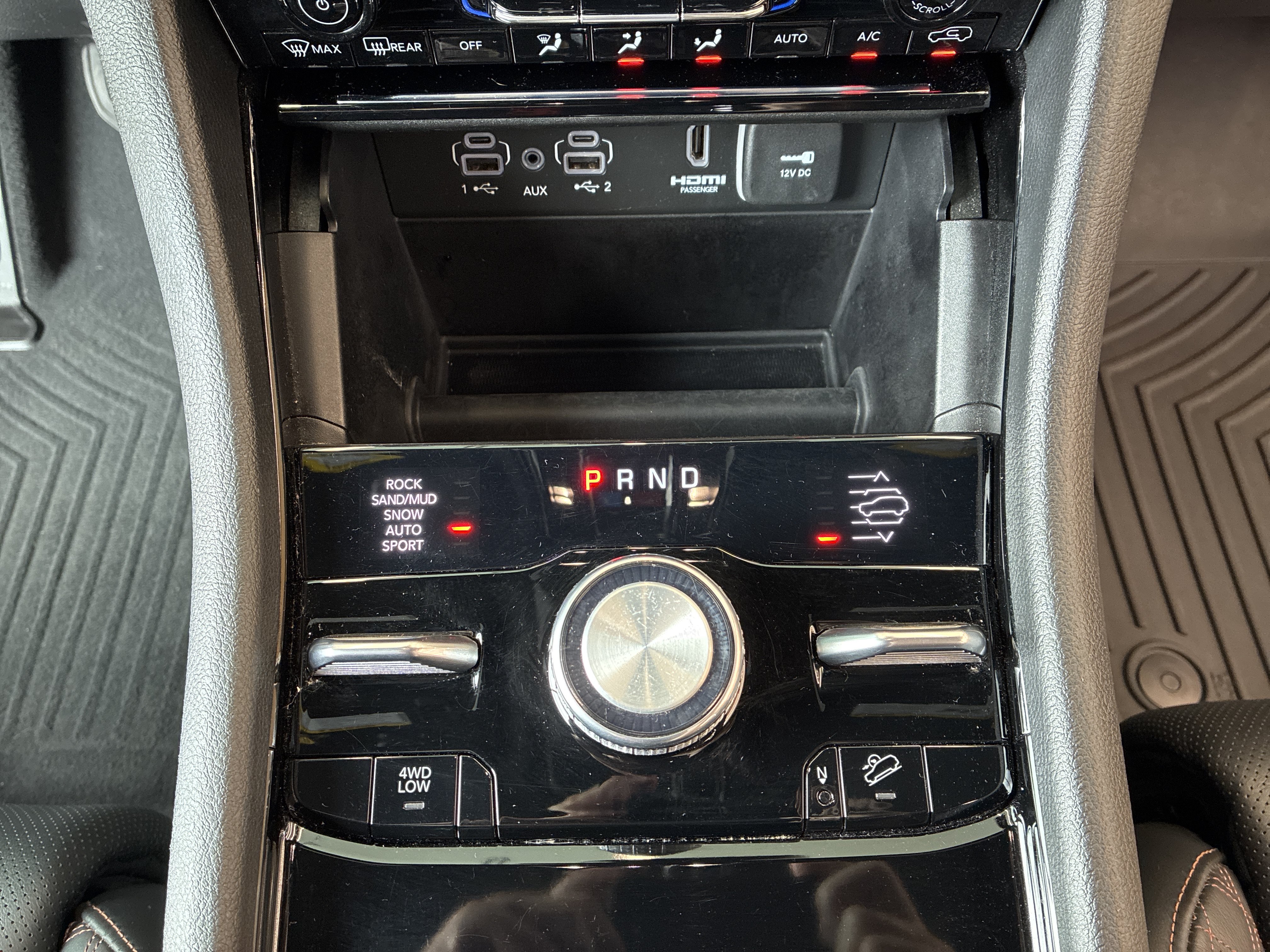 Certified 2024 Jeep Grand Cherokee Summit w/ Adv Protech Group IV AWD/4WD image 25