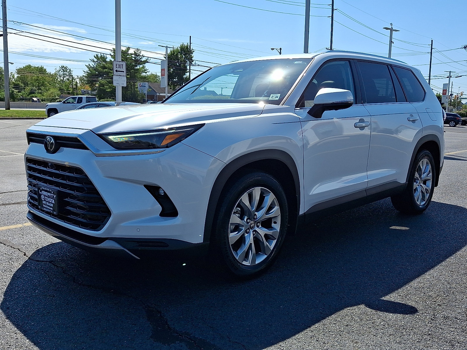 Used 2026 Toyota Grand Highlander AWD image 3