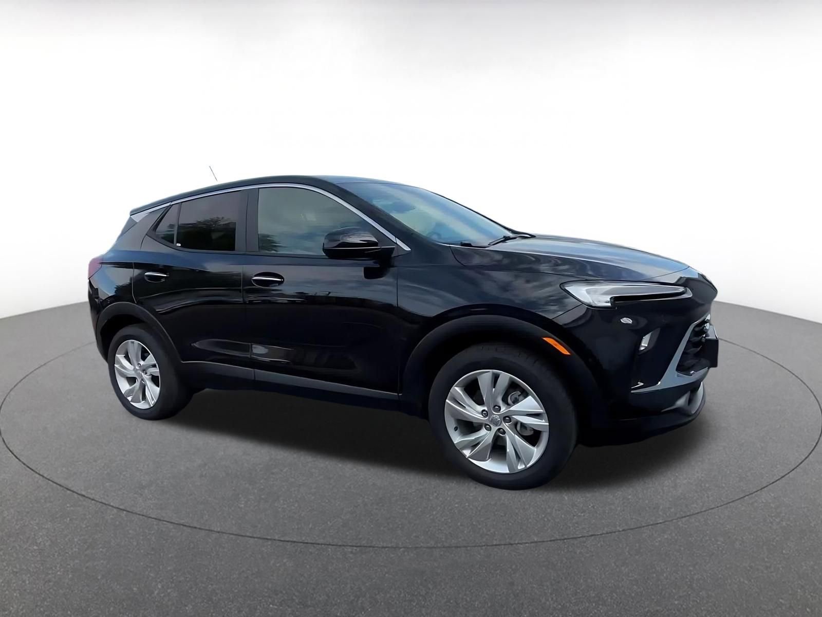 Used 2025 Buick Encore GX Preferred FWD image 2