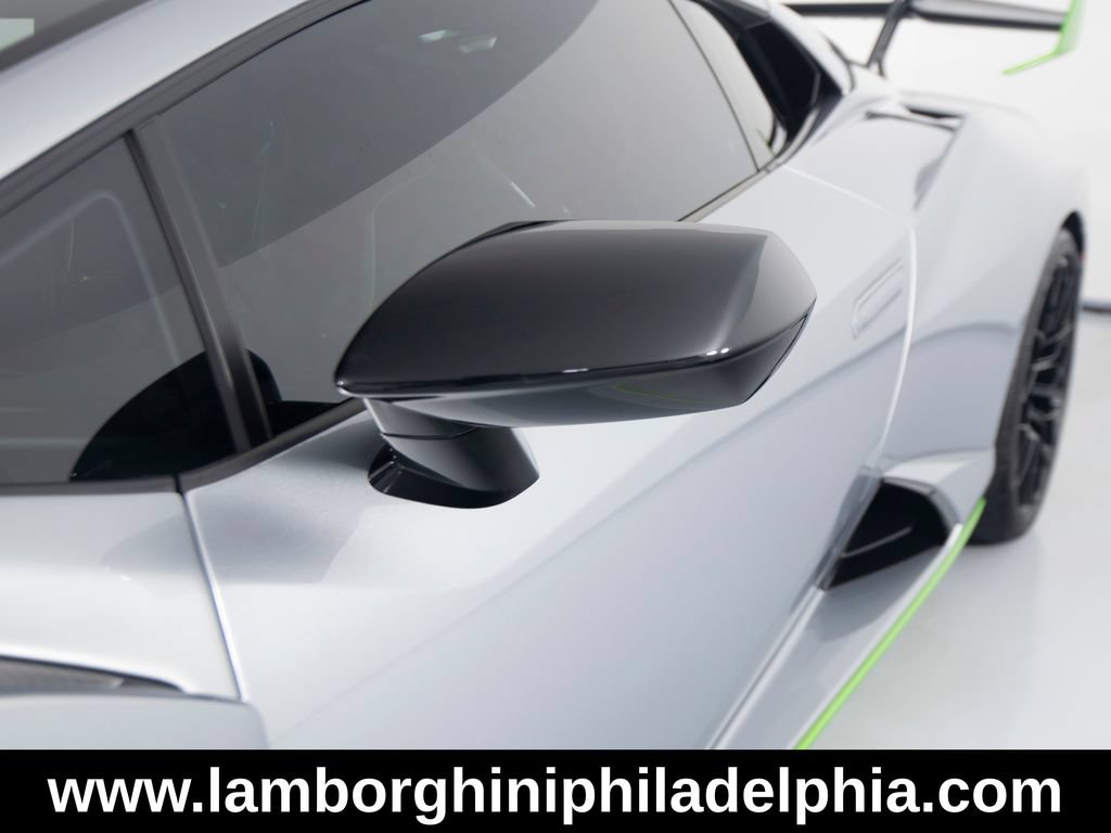 Used 2023 Lamborghini Huracan STO RWD image 42