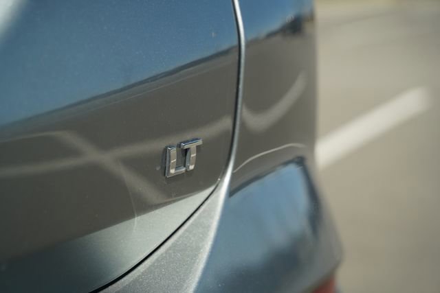 Used 2023 Chevrolet Equinox LT image 40