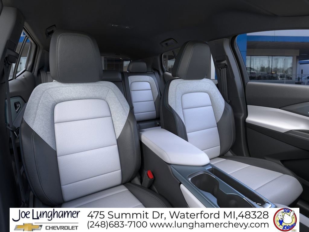 New 2026 Chevrolet Equinox EV LT FWD image 17