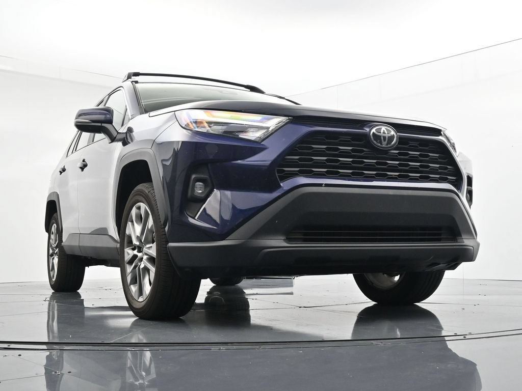 Used 2025 Toyota RAV4 XLE Premium w/ Weather Package AWD/4WD image 18
