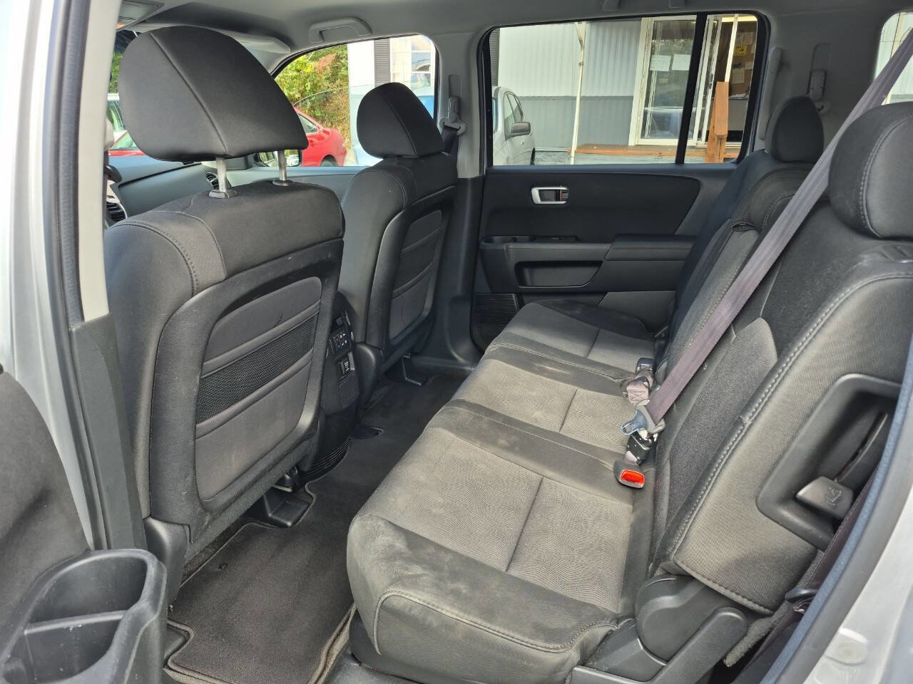 Used 2011 Honda Pilot LX image 6