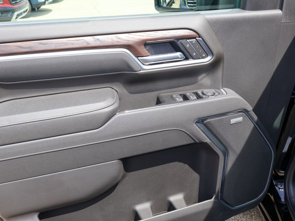 New 2026 GMC Sierra 3500 SLT w/ SLT Premium Package AWD/4WD image 10