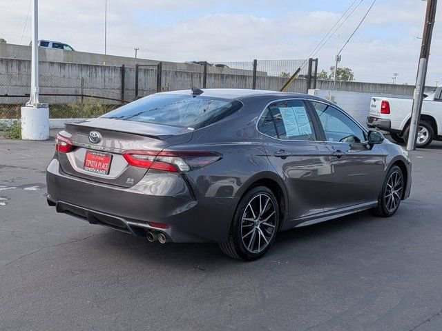 Used 2024 Toyota Camry SE w/ Cold Weather Package AWD/4WD image 8