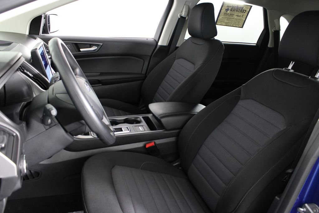 Used 2024 Ford Edge SE w/ Black Appearance Package image 17