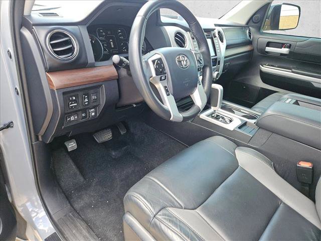 Used 2018 Toyota Tundra Limited w/ Limited Premium Package AWD/4WD image 16