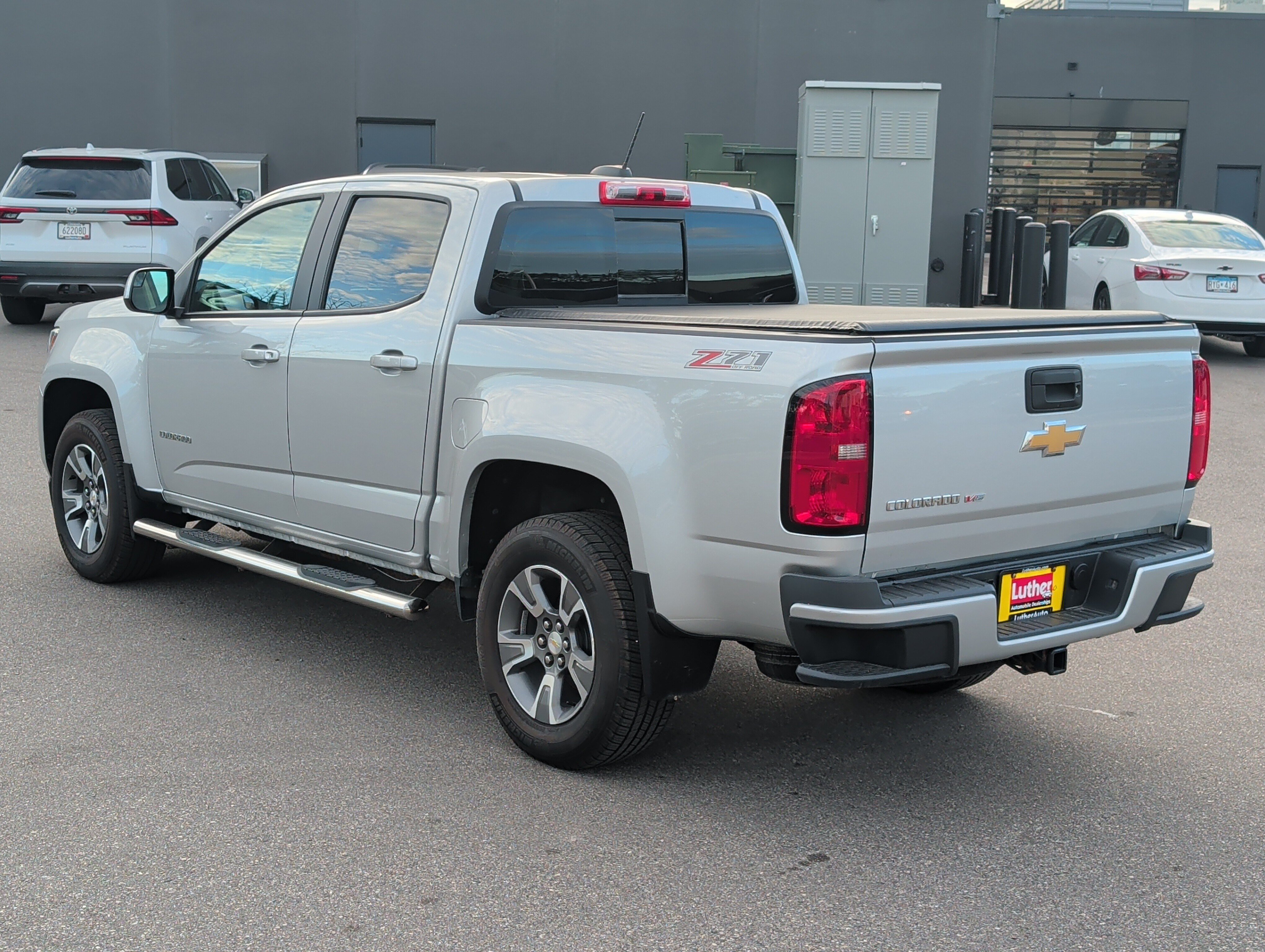 Used 2018 Chevrolet Colorado Z71 AWD/4WD image 10