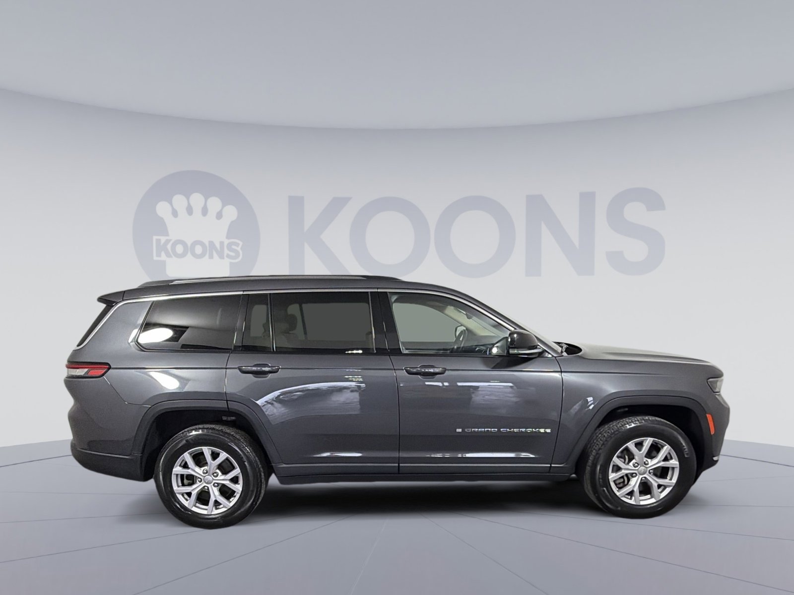 Used 2022 Jeep Grand Cherokee L Limited image 8