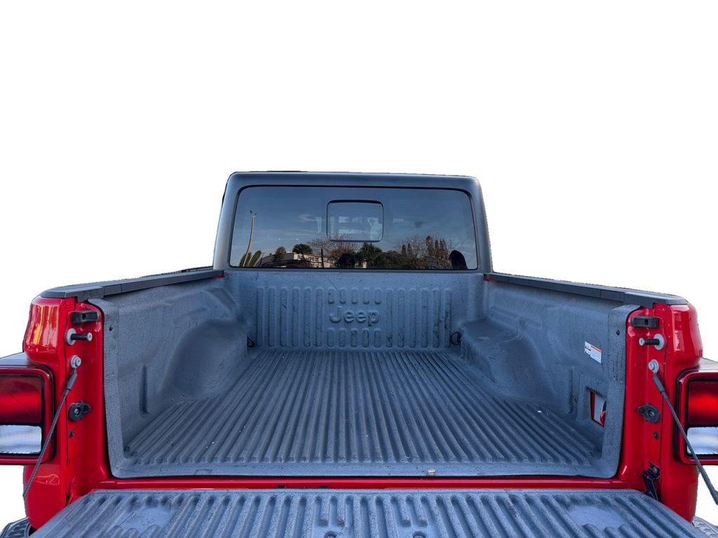 Used 2021 Jeep Gladiator Sport image 19