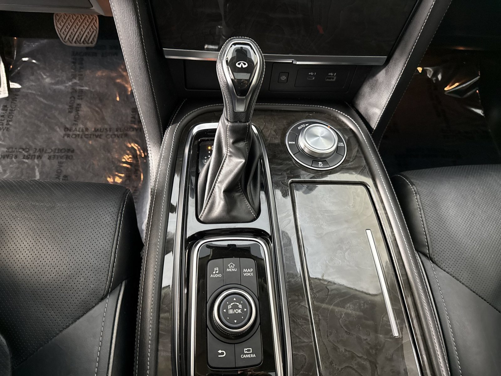 Used 2024 INFINITI QX80 Luxe AWD/4WD image 17