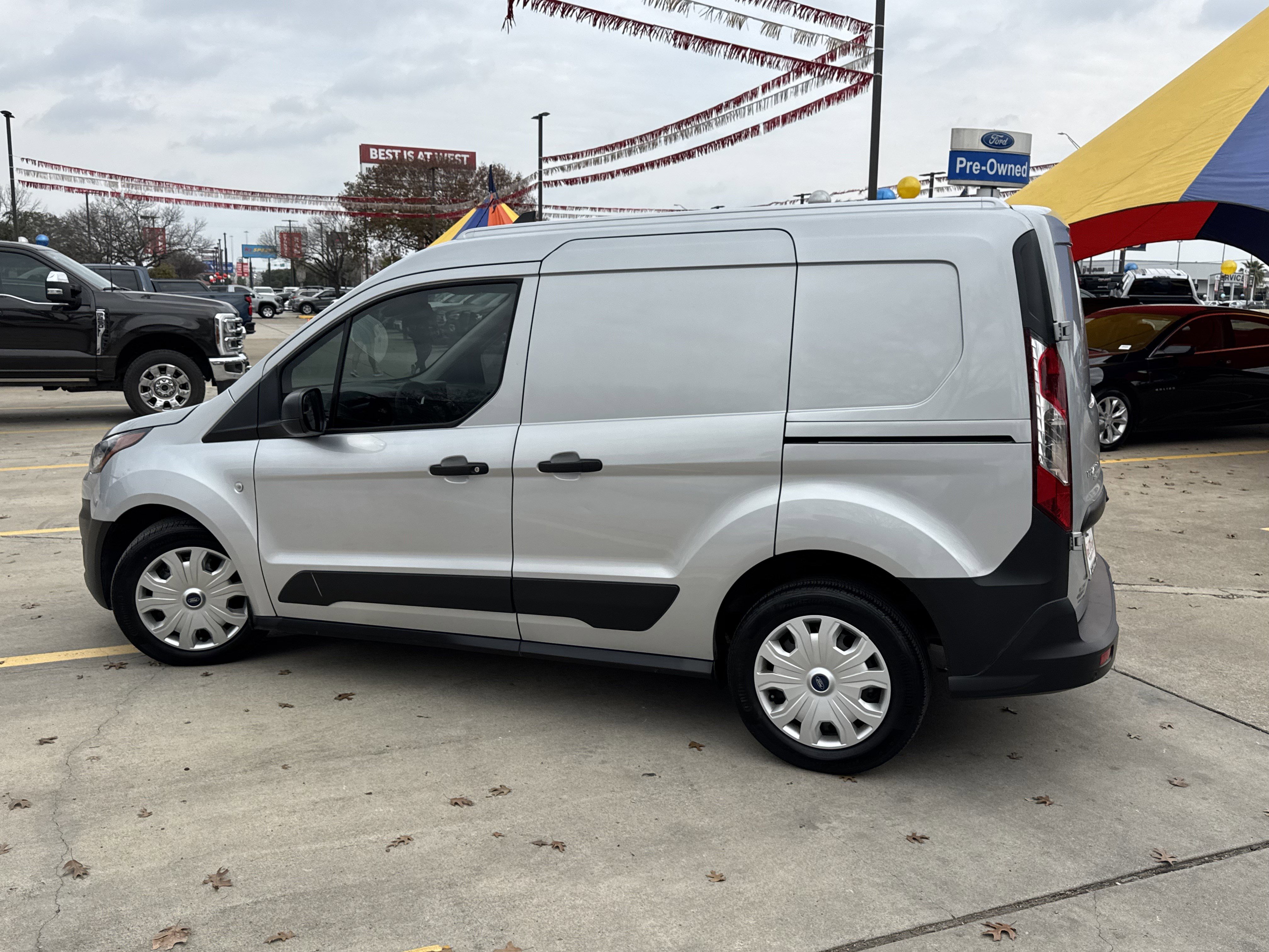Used 2023 Ford Transit Connect XL image 10