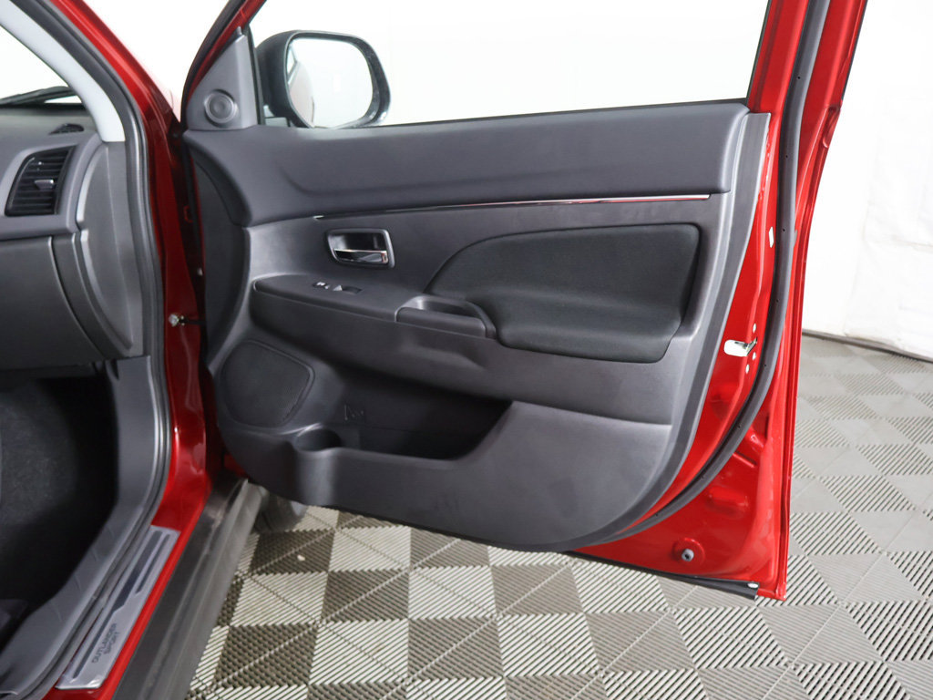 New 2027 Mitsubishi Outlander Sport LE FWD image 20