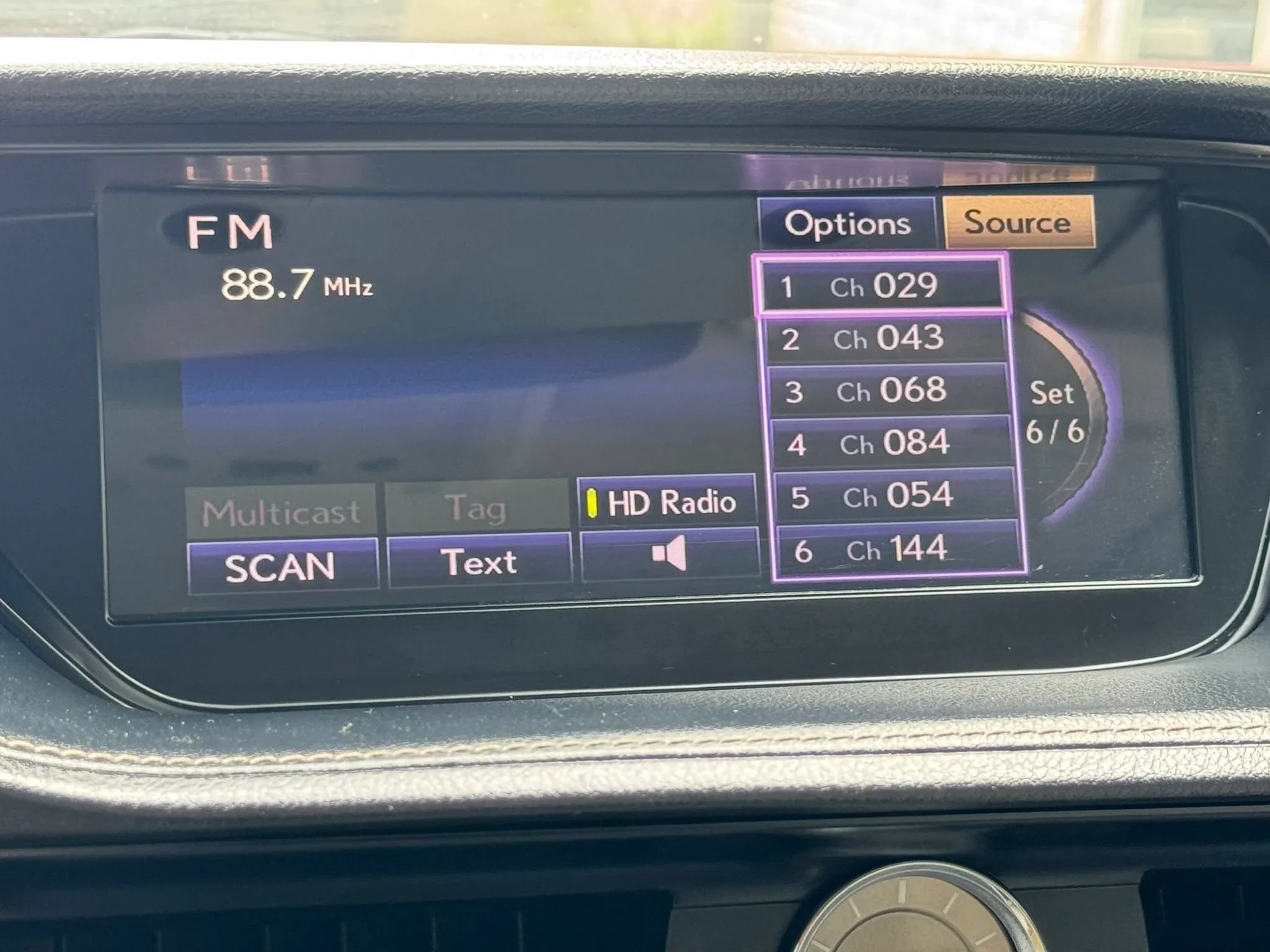 Used 2013 Lexus ES 300h w/ Premium Pkg FWD image 37