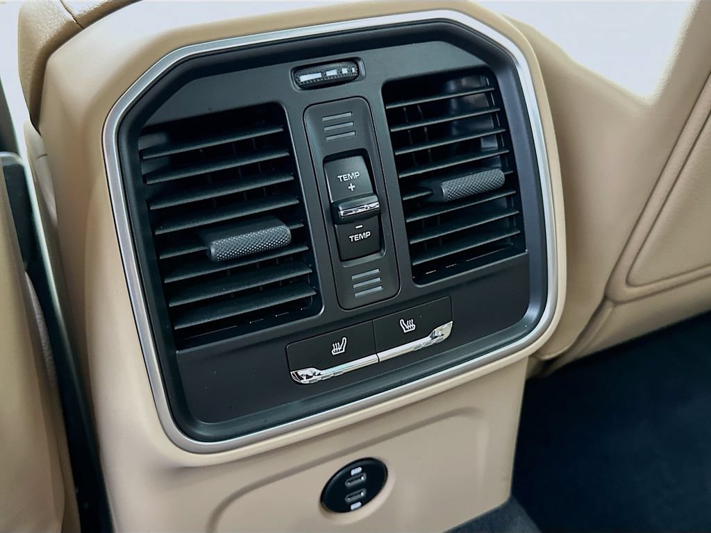 New 2026 Porsche Macan AWD/4WD image 27