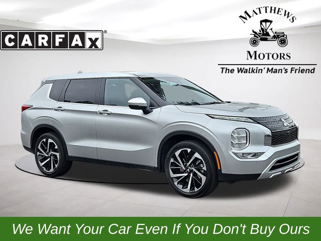 Used 2024 Mitsubishi Outlander SE