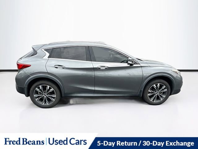 Used 2018 INFINITI QX30 Premium w/ Navigation Package AWD/4WD image 9