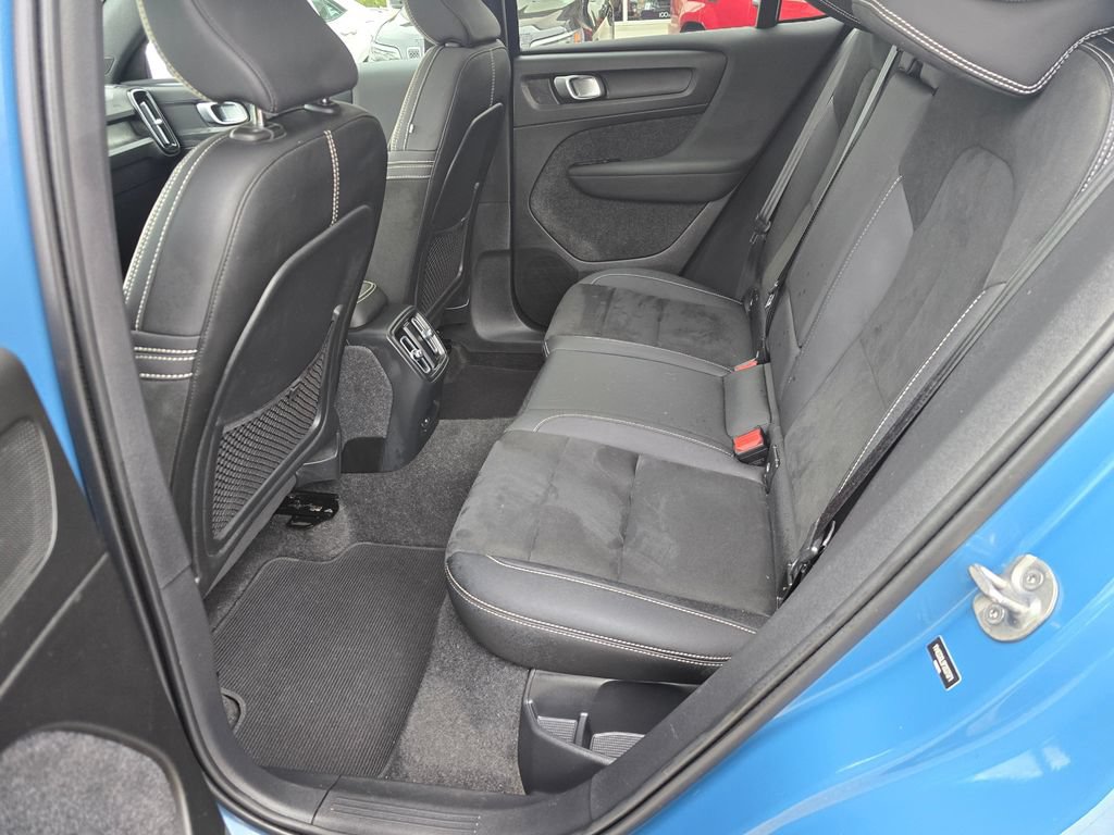 Used 2023 Volvo C40 P8 Recharge Plus AWD/4WD image 12