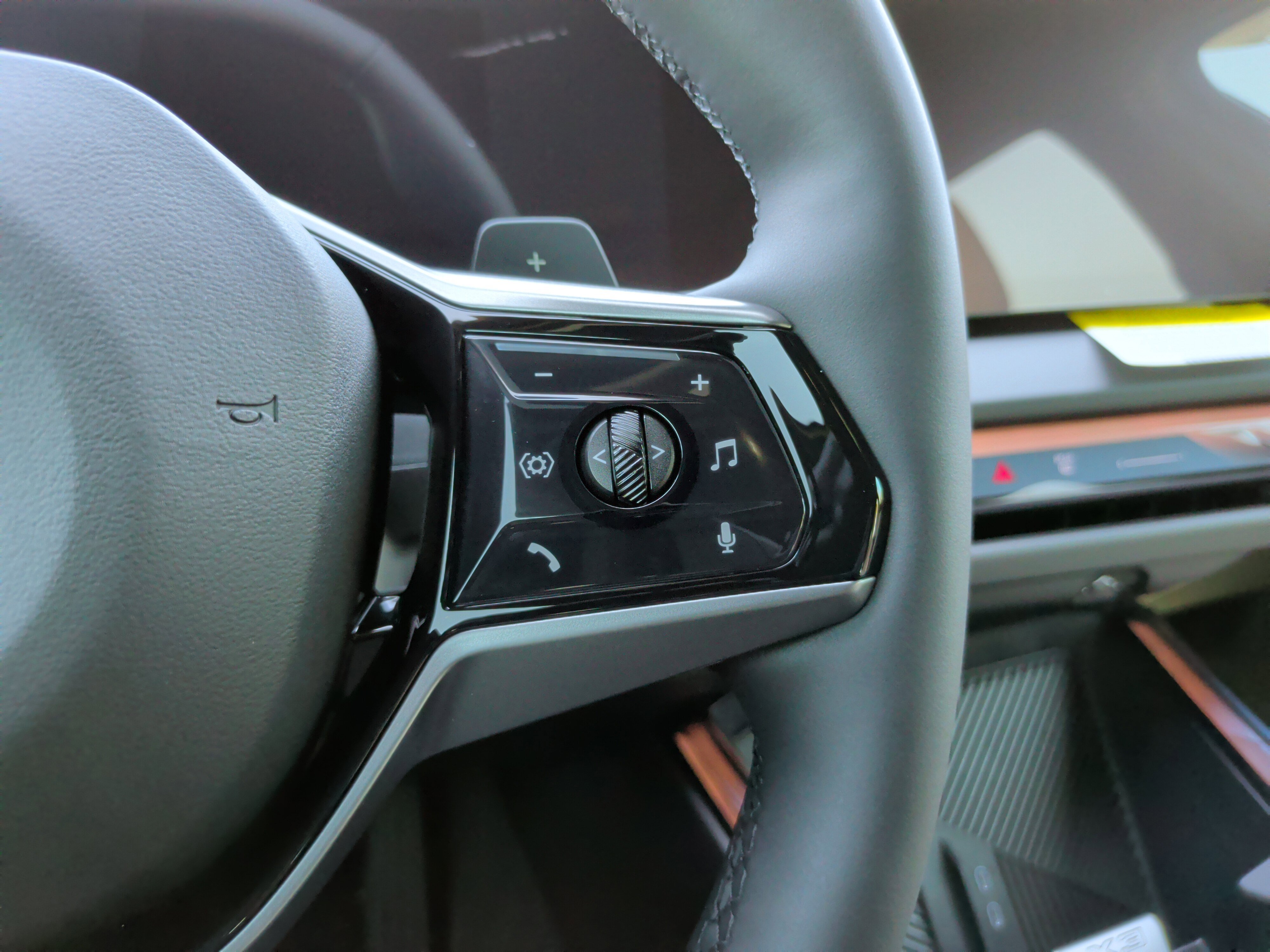 New 2026 BMW X3 xDrive30 w/ Convenience Package image 24