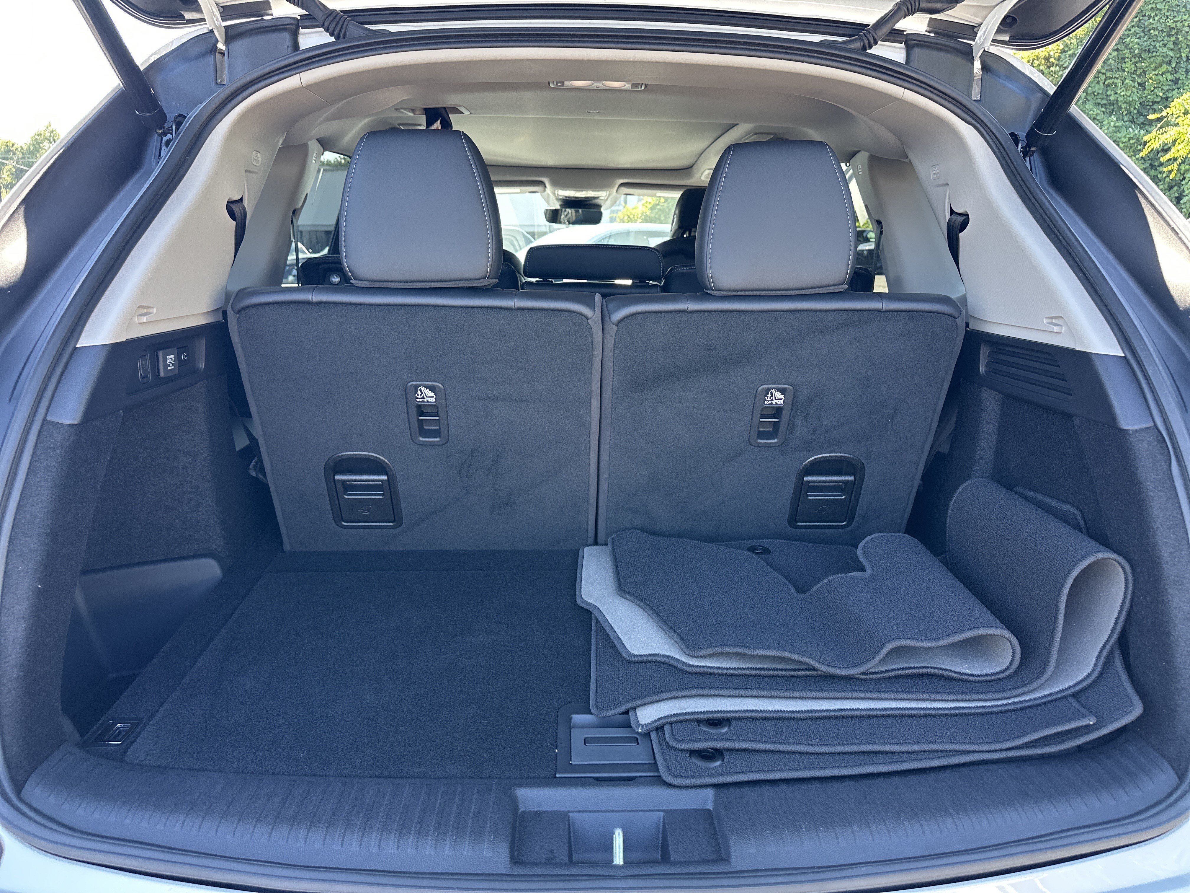 Certified 2026 Acura MDX w/ Technology Package FWD image 23
