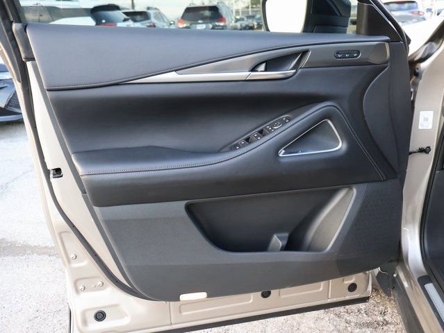 Used 2025 INFINITI QX60 Luxe image 24