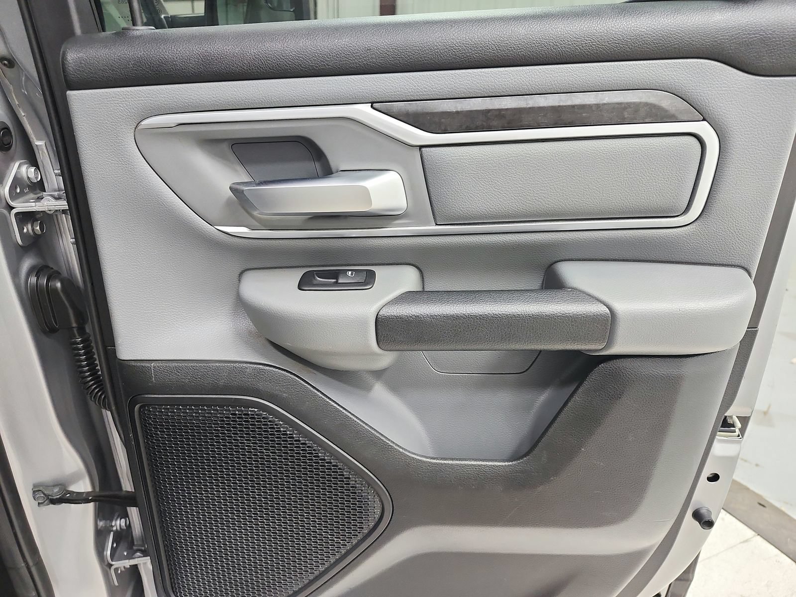 Used 2021 RAM 1500 Big Horn AWD/4WD image 38