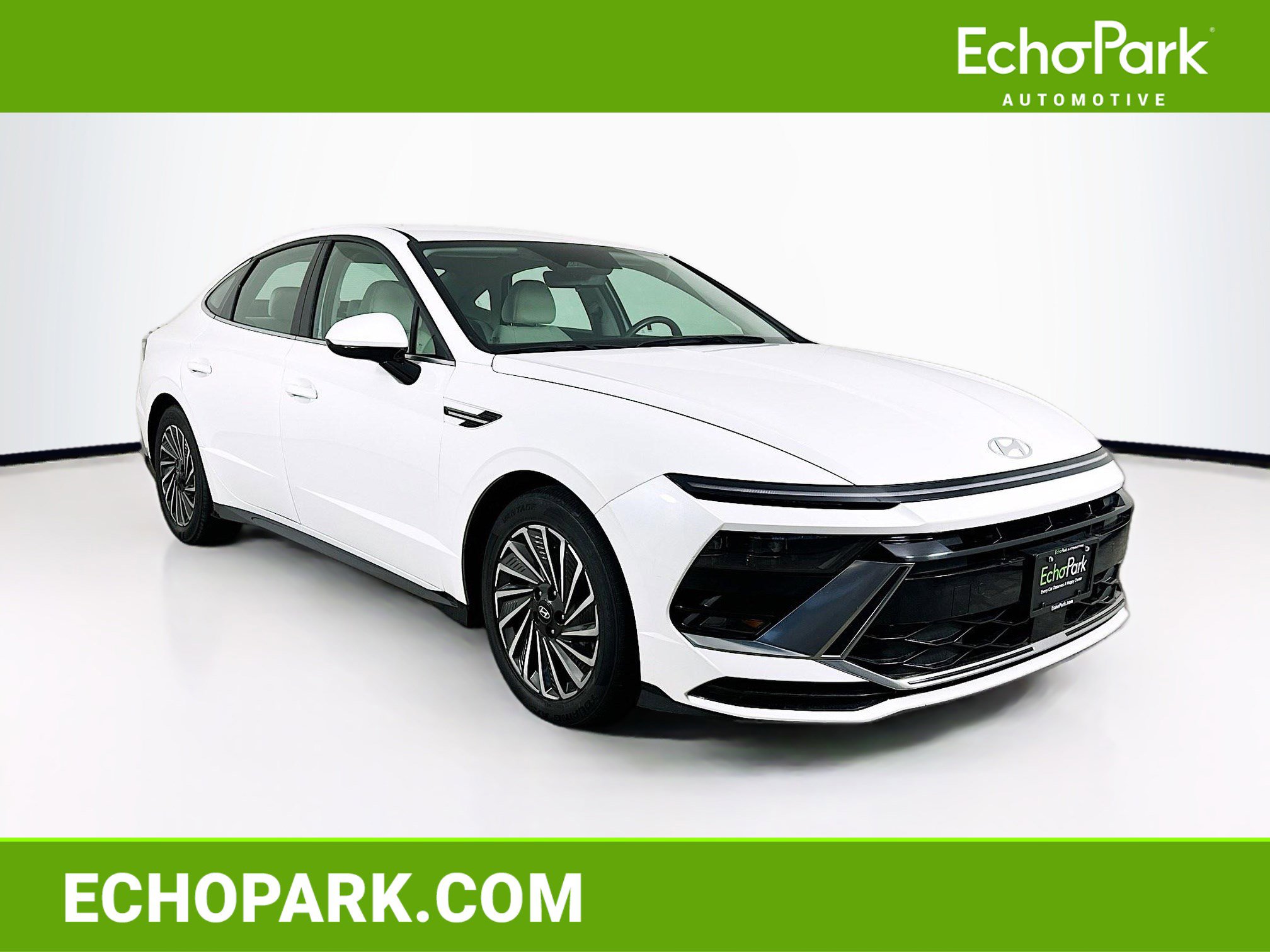 Used 2025 Hyundai Sonata SEL image 1