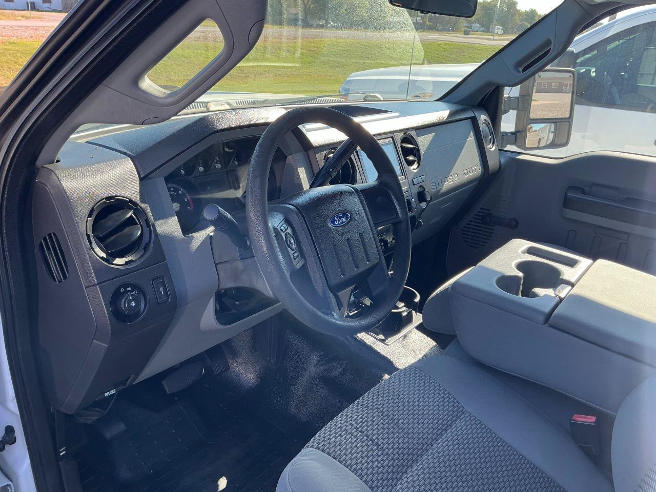 Used 2015 Ford F250 XL RWD image 9