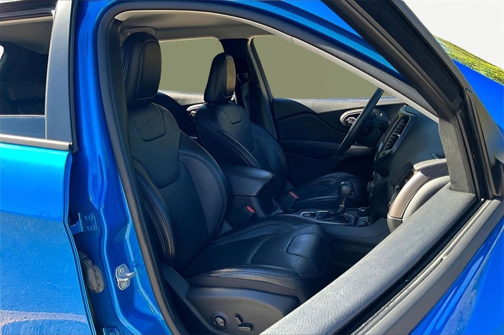 Used 2022 Jeep Cherokee Latitude Lux image 7