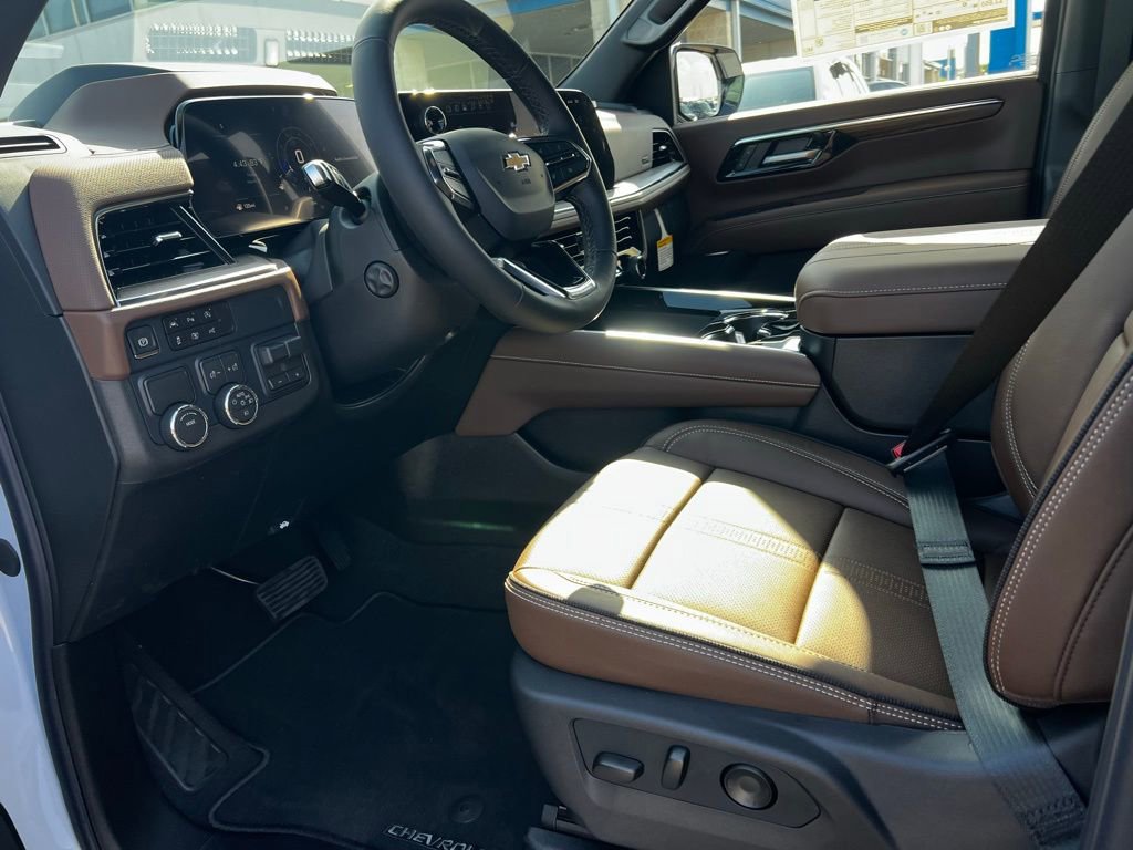 New 2026 Chevrolet Tahoe High Country w/ Sun And Tow Package RWD image 28